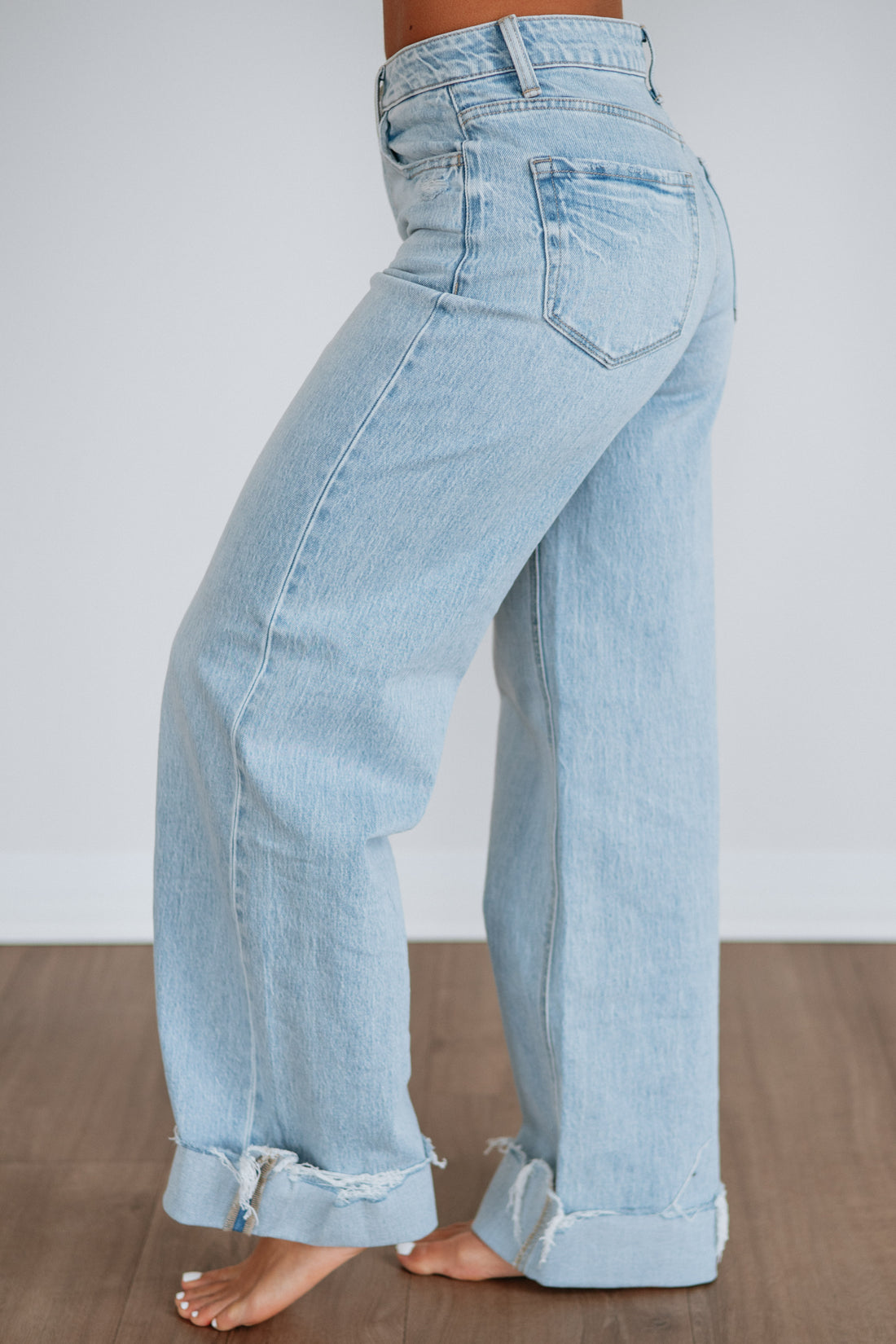 Sienna Vervet Vintage Light Wash Denim Jeans